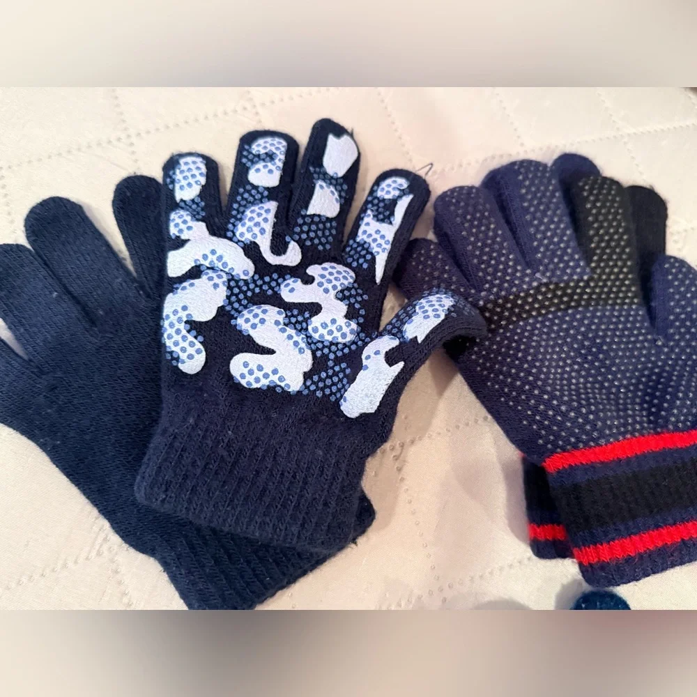 Kids Stretch Gripper Gloves (5 pair) and Batman Gloved (2 pair)